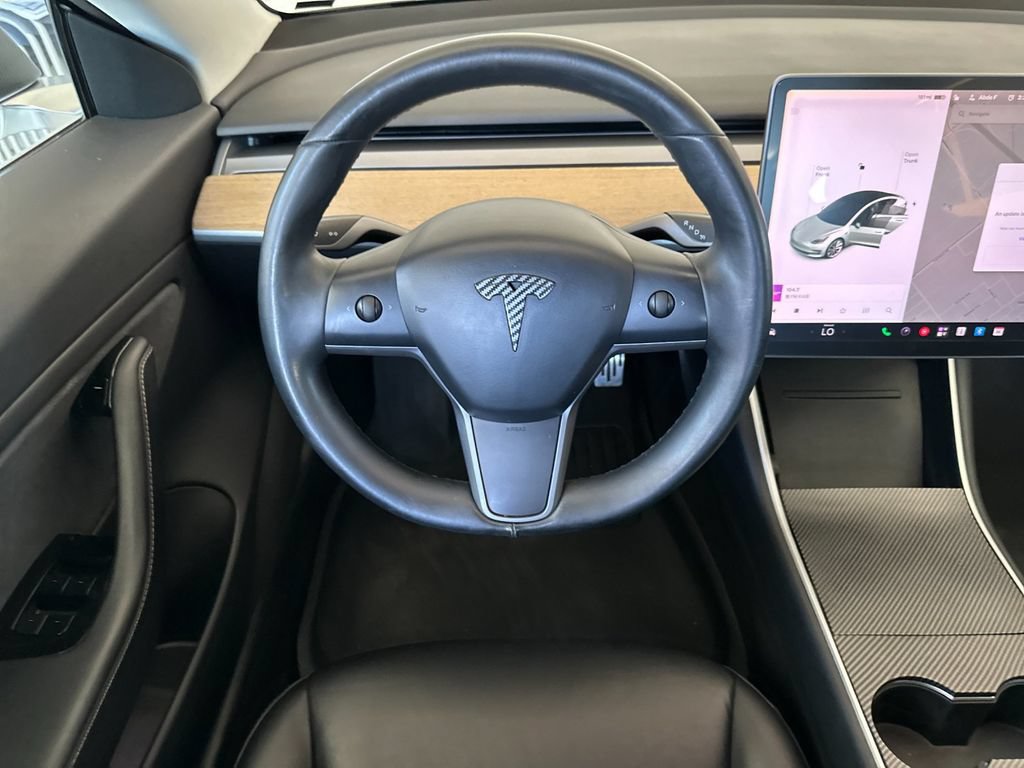 Used 2018 Tesla Model 3 Long Range RWD image 13