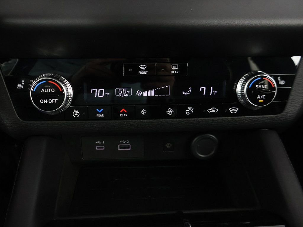 New 2025 Mitsubishi Outlander SEL Black Edition AWD/4WD image 54