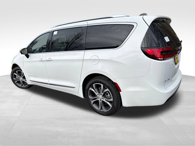 New 2026 Chrysler Pacifica Pinnacle AWD/4WD image 5