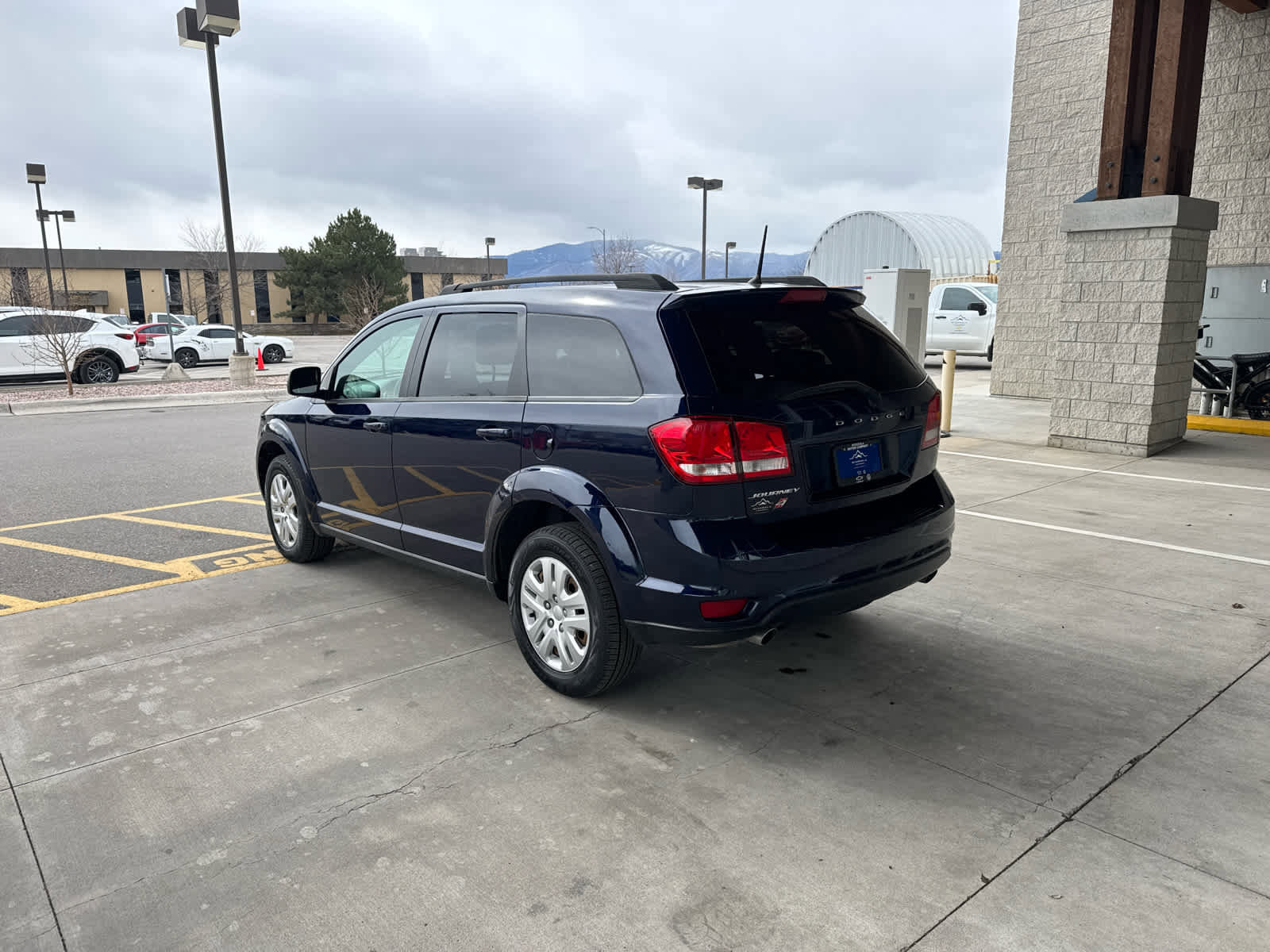 Used 2019 Dodge Journey SE image 6