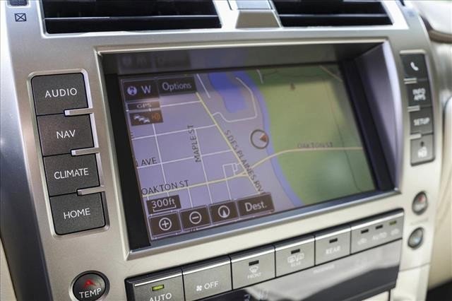 Used 2016 Lexus GX 460 image 18