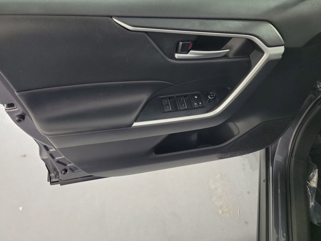 Certified 2024 Toyota RAV4 XLE AWD/4WD image 19