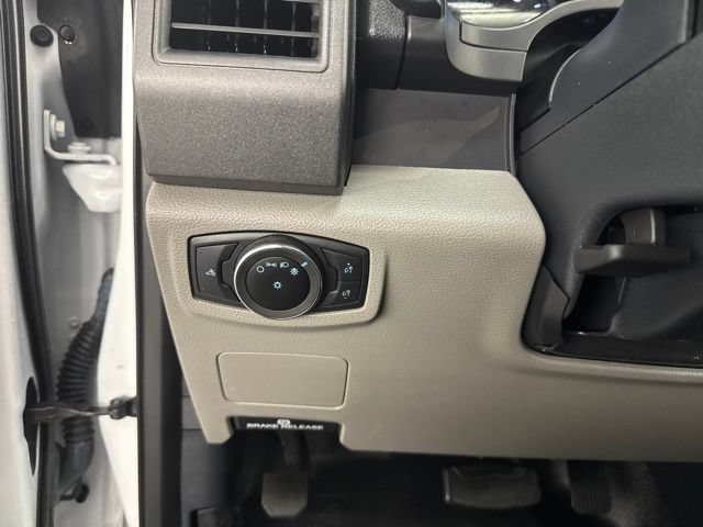 Used 2022 Ford F250 XL w/ Power Equipment Group RWD image 16