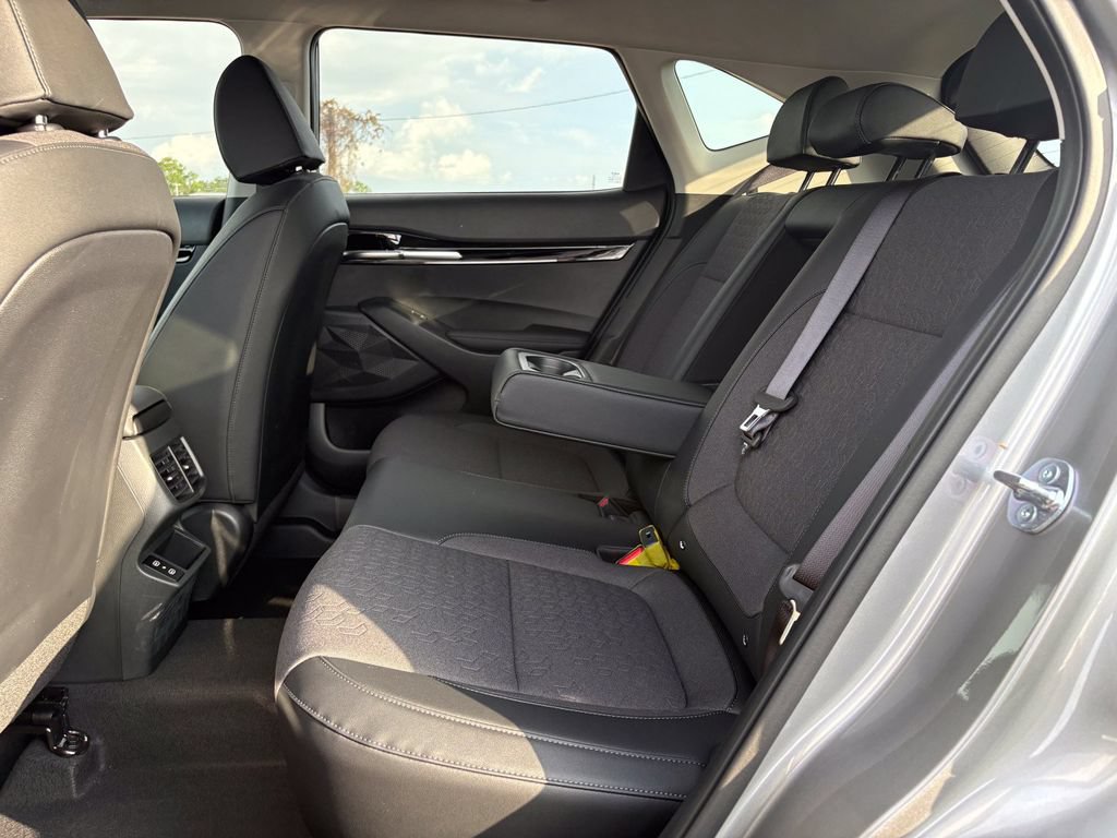 New 2026 Kia Seltos S FWD image 14