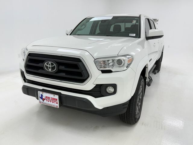 Used 2023 Toyota Tacoma SR5 RWD image 4