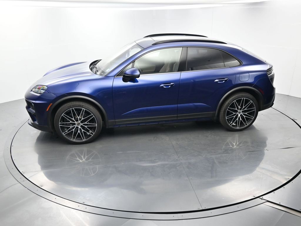 Certified 2024 Porsche Macan Turbo Electric image 37