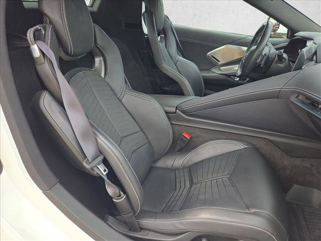 Used 2024 Chevrolet Corvette Z06 RWD image 16