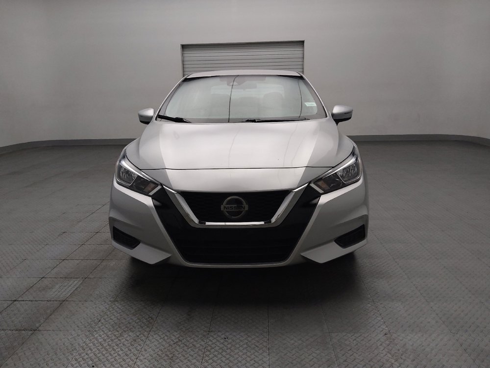 Used 2021 Nissan Versa SV FWD image 14