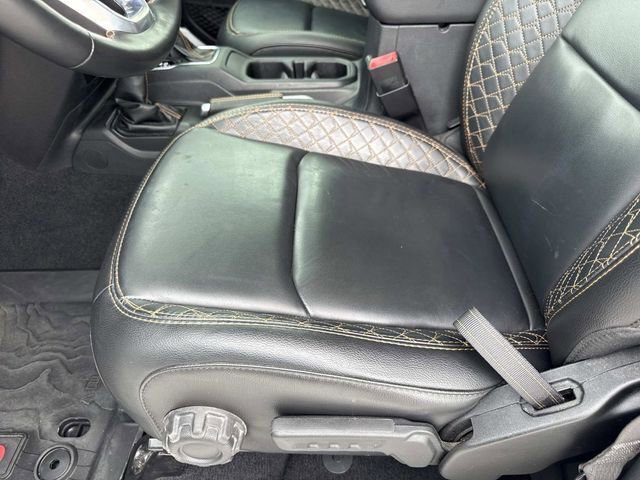 Used 2021 Jeep Gladiator Overland AWD/4WD image 19