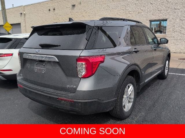 Used 2024 Ford Explorer XLT AWD/4WD image 4
