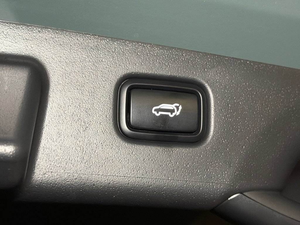 Certified 2024 Kia Niro Wind FWD image 7