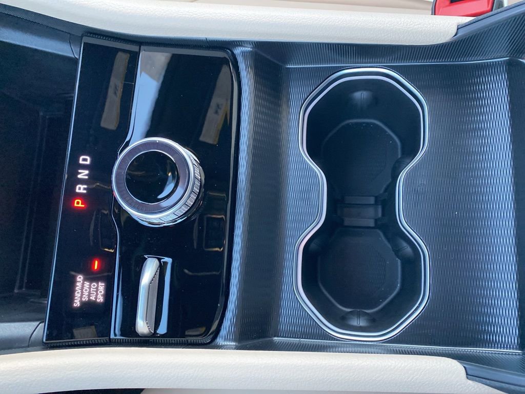 New 2025 Jeep Grand Cherokee L Limited image 28