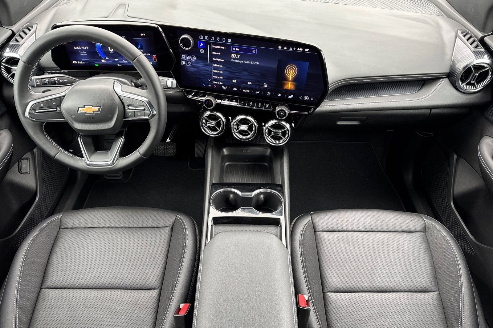 New 2025 Chevrolet Blazer EV LT image 13