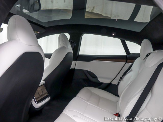 Used 2023 Tesla Model S image 15