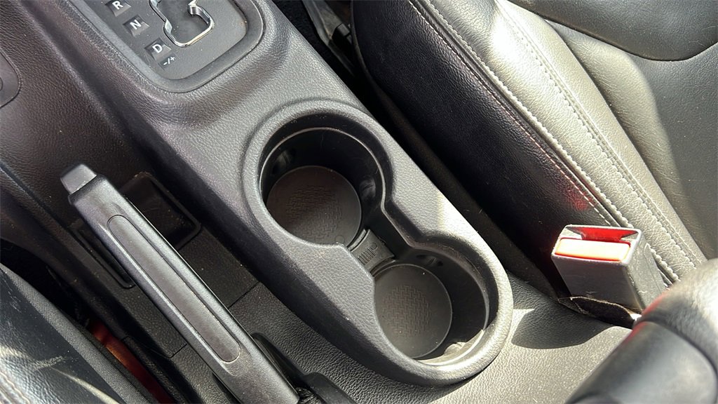 Used 2016 Jeep Wrangler Unlimited Sahara w/ Dual Top Group image 25