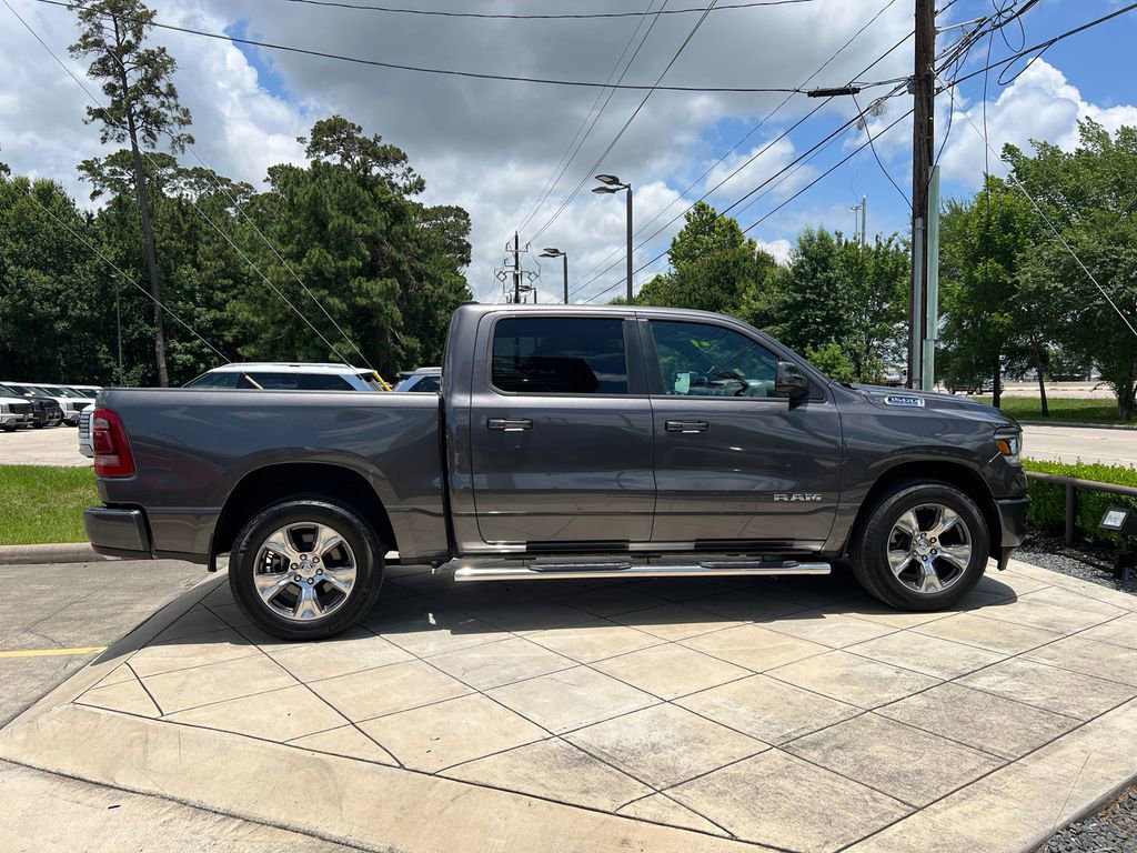 Used 2024 RAM 1500 Laramie AWD/4WD image 4