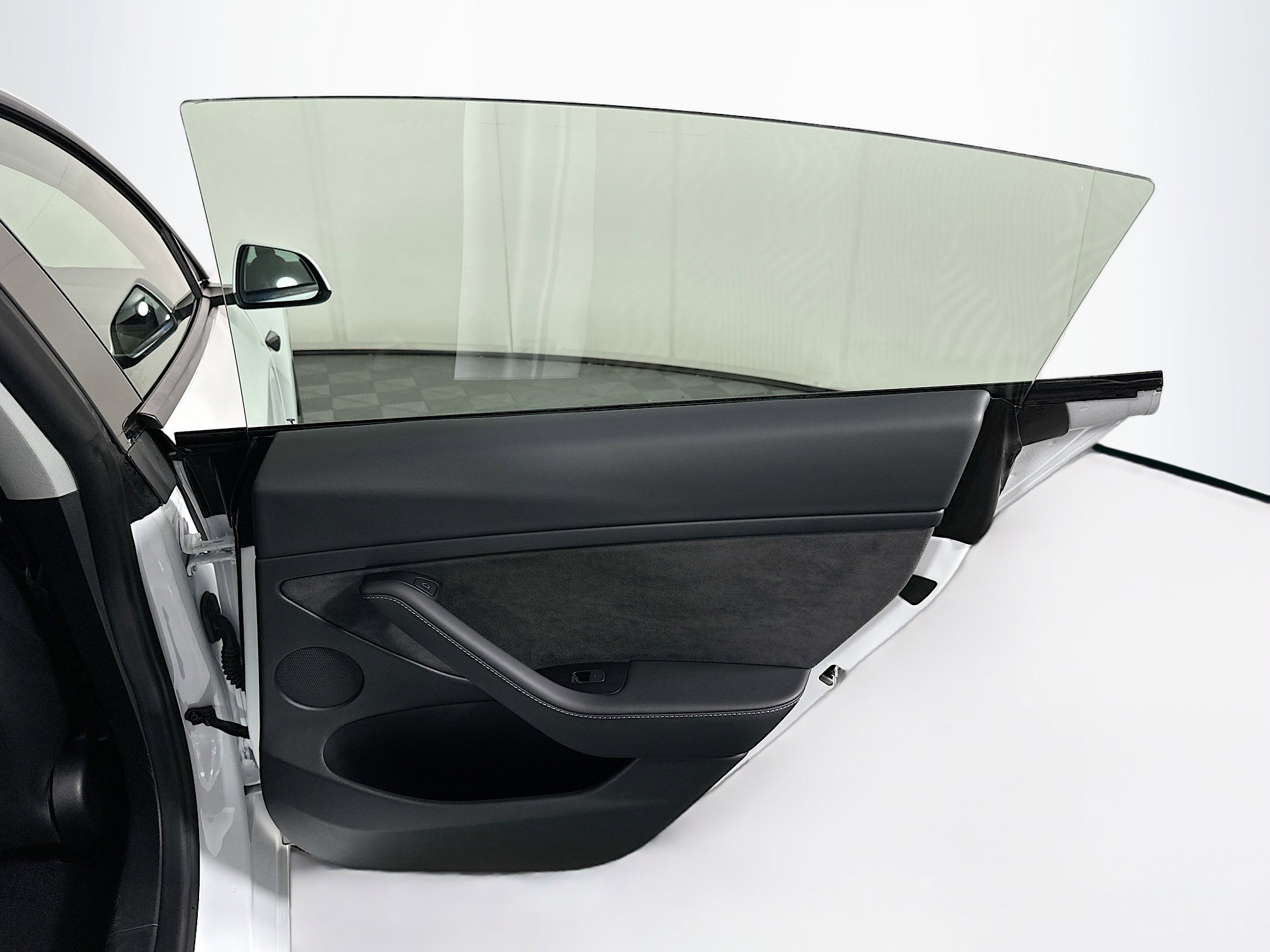 Used 2023 Tesla Model 3 Standard Range RWD image 28