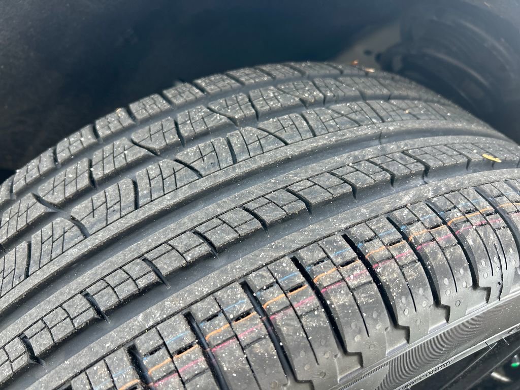 Used 2024 Ford Edge ST w/ Equipment Group 401A image 30