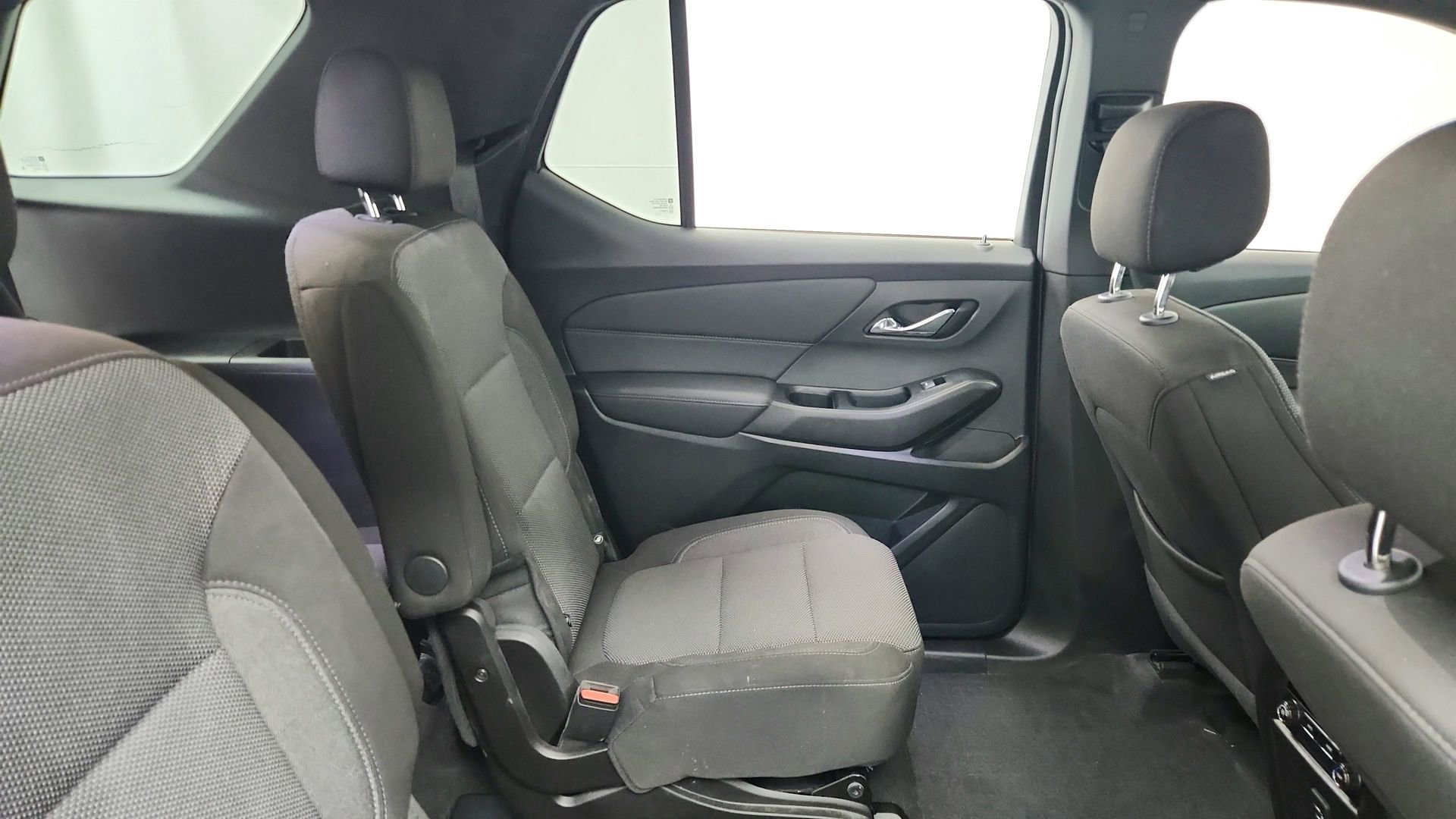 Used 2023 Chevrolet Traverse LT FWD image 27