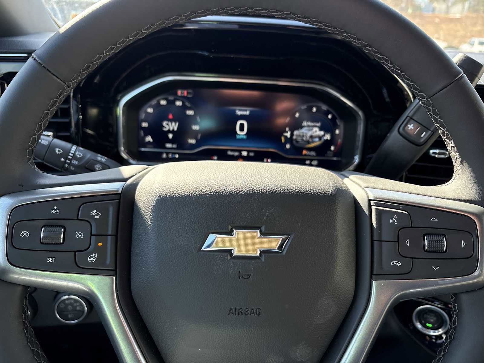 New 2025 Chevrolet Silverado 3500 LT w/ Convenience Package AWD/4WD image 11