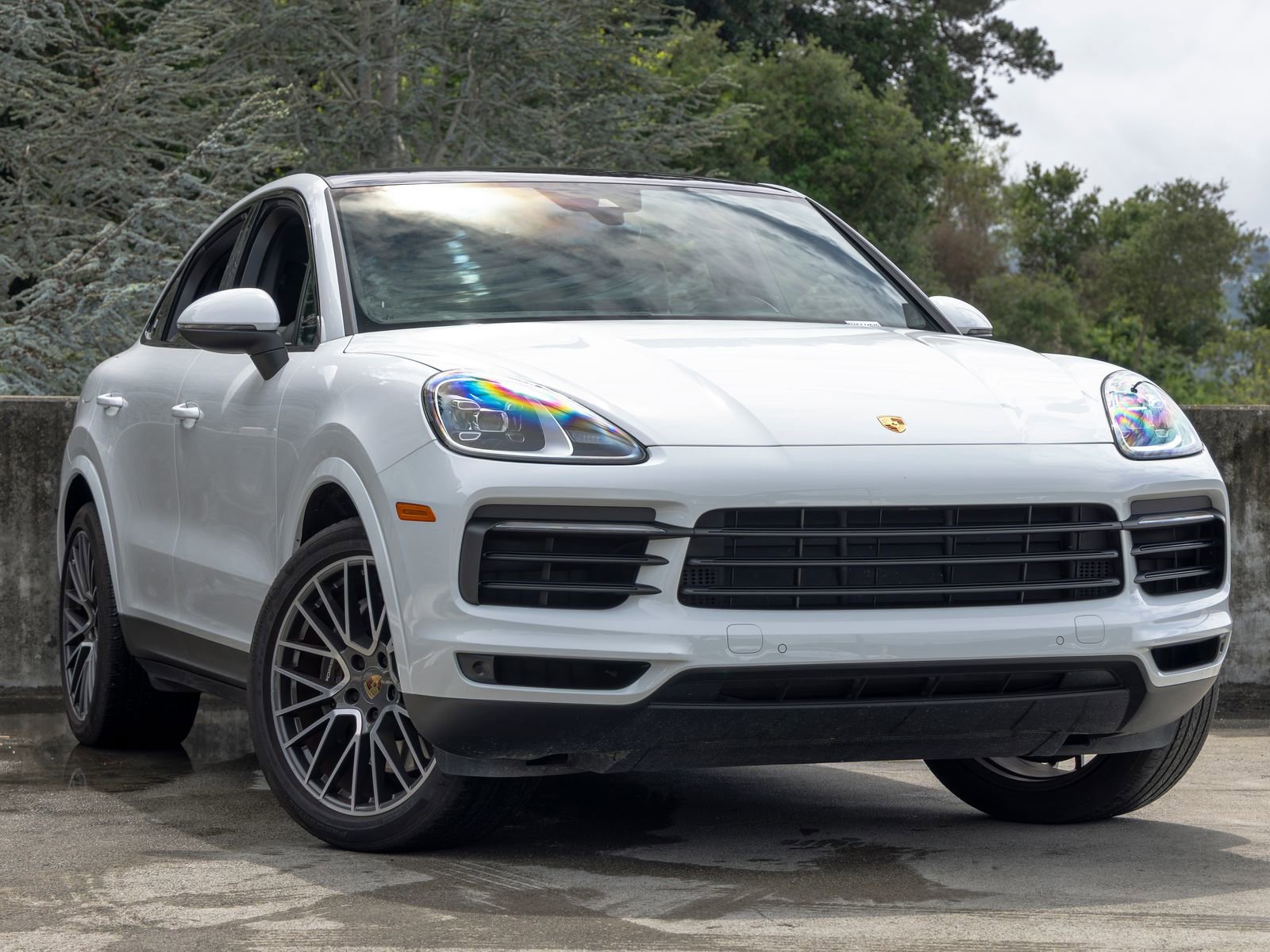 Certified 2021 Porsche Cayenne Coupe image 6