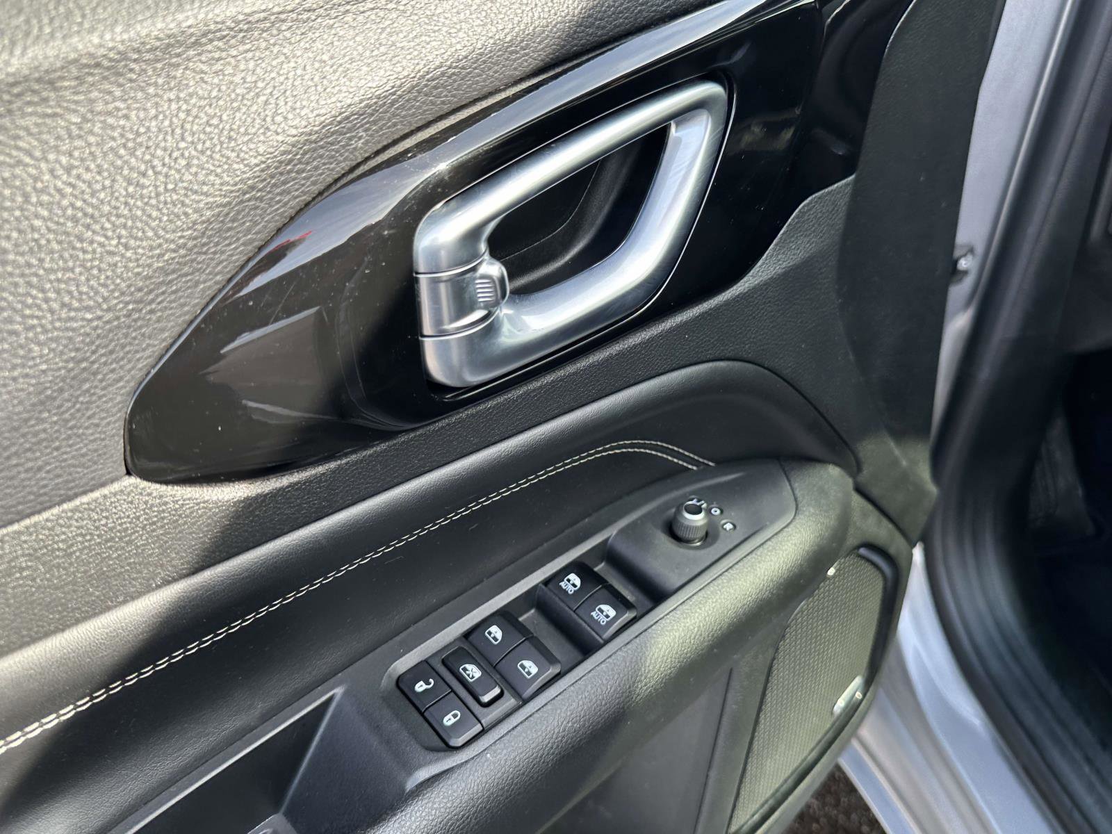 Used 2023 Jeep Compass High Altitude image 17