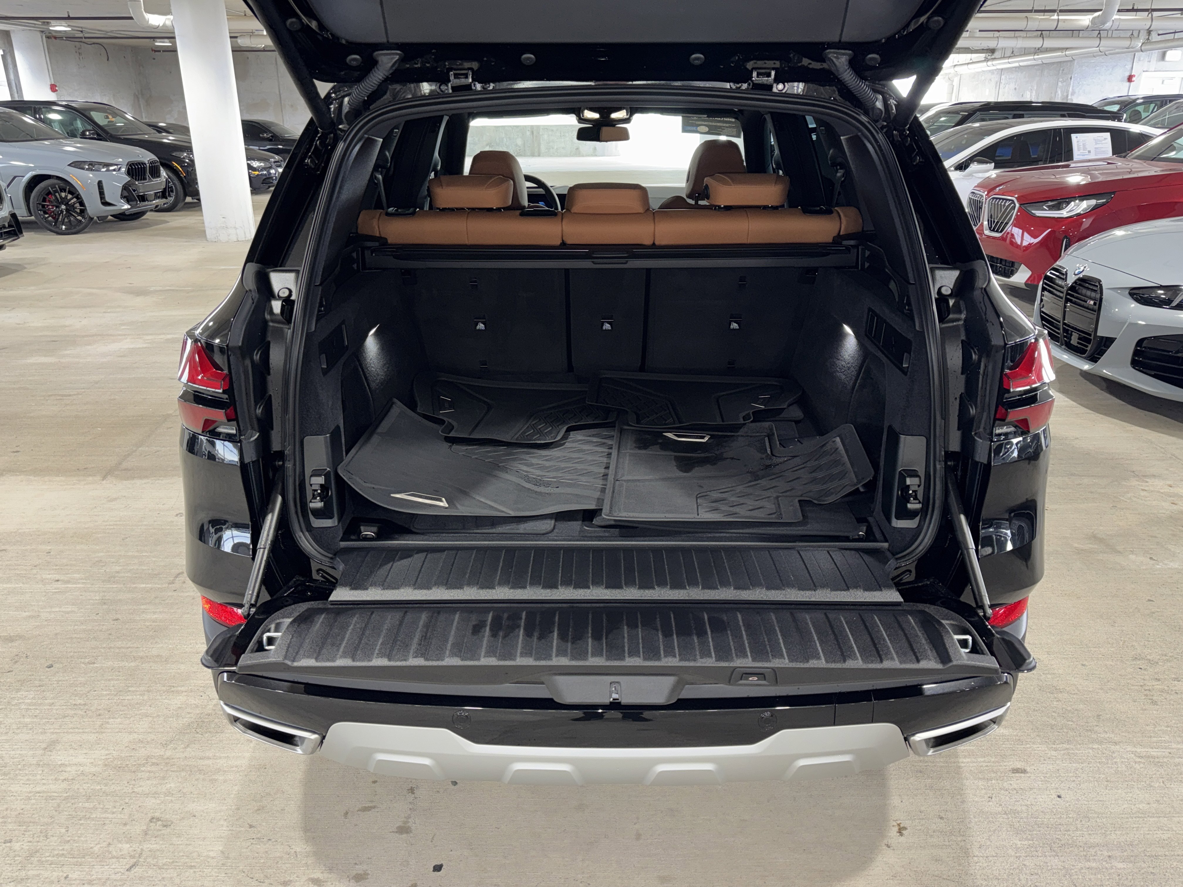 Certified 2024 BMW X5 xDrive40i w/ Premium Package image 13