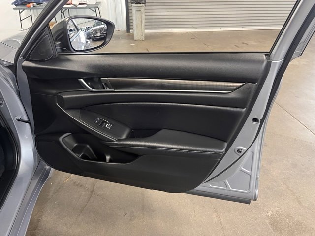 Used 2021 Honda Accord Sport image 12