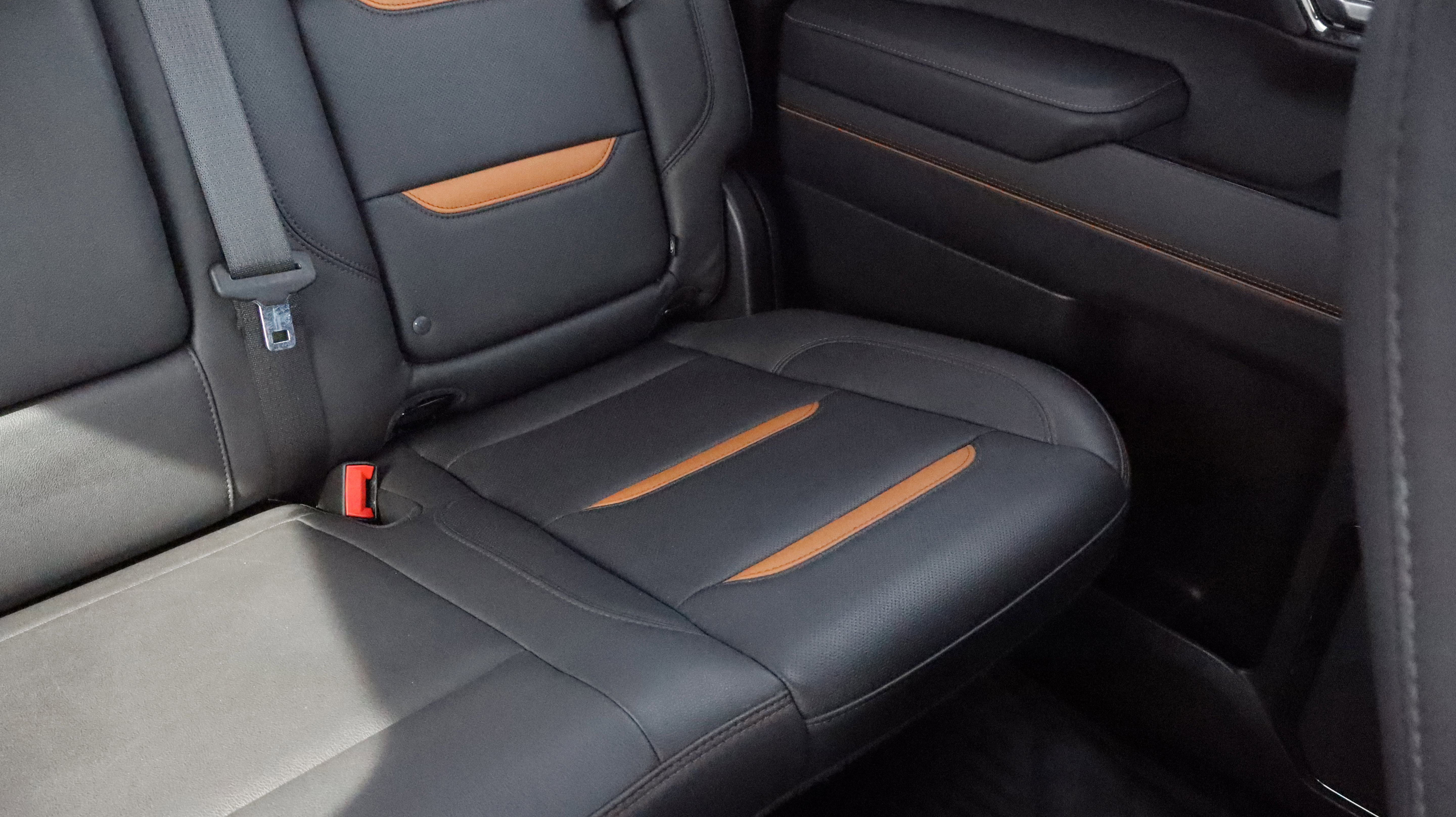 Certified 2023 GMC Sierra 1500 AT4 w/ AT4 Premium Package image 14