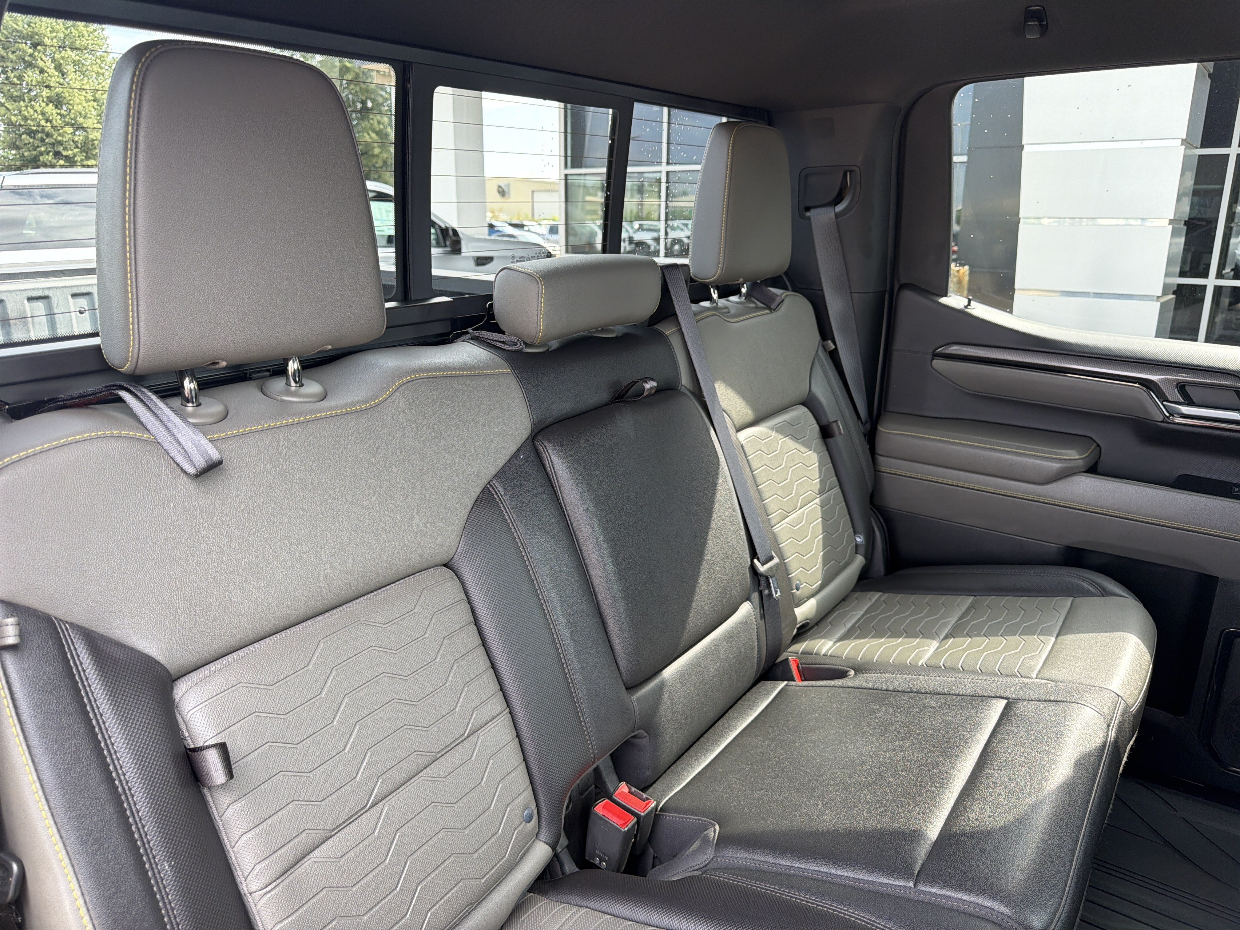 Used 2022 Chevrolet Silverado 1500 ZR2 AWD/4WD image 10