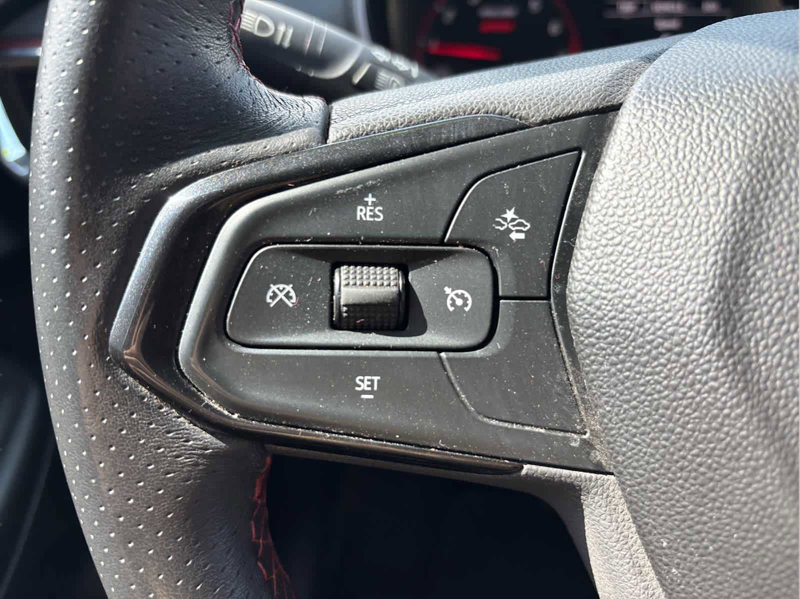 Used 2021 Chevrolet TrailBlazer RS w/ Convenience Package image 24