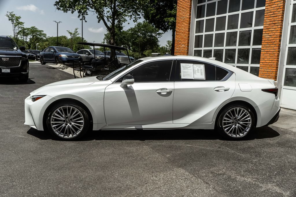 Used 2024 Lexus IS 300 F Sport AWD/4WD image 40