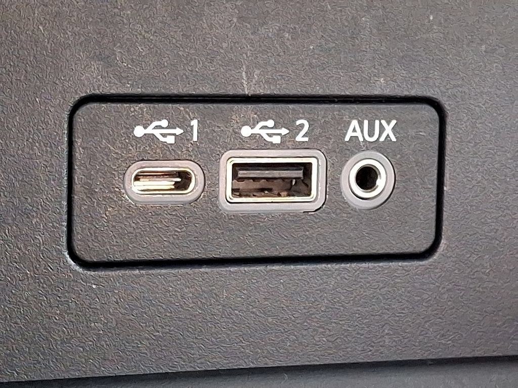 Used 2022 Nissan Sentra SV w/ Trunk Package FWD image 23