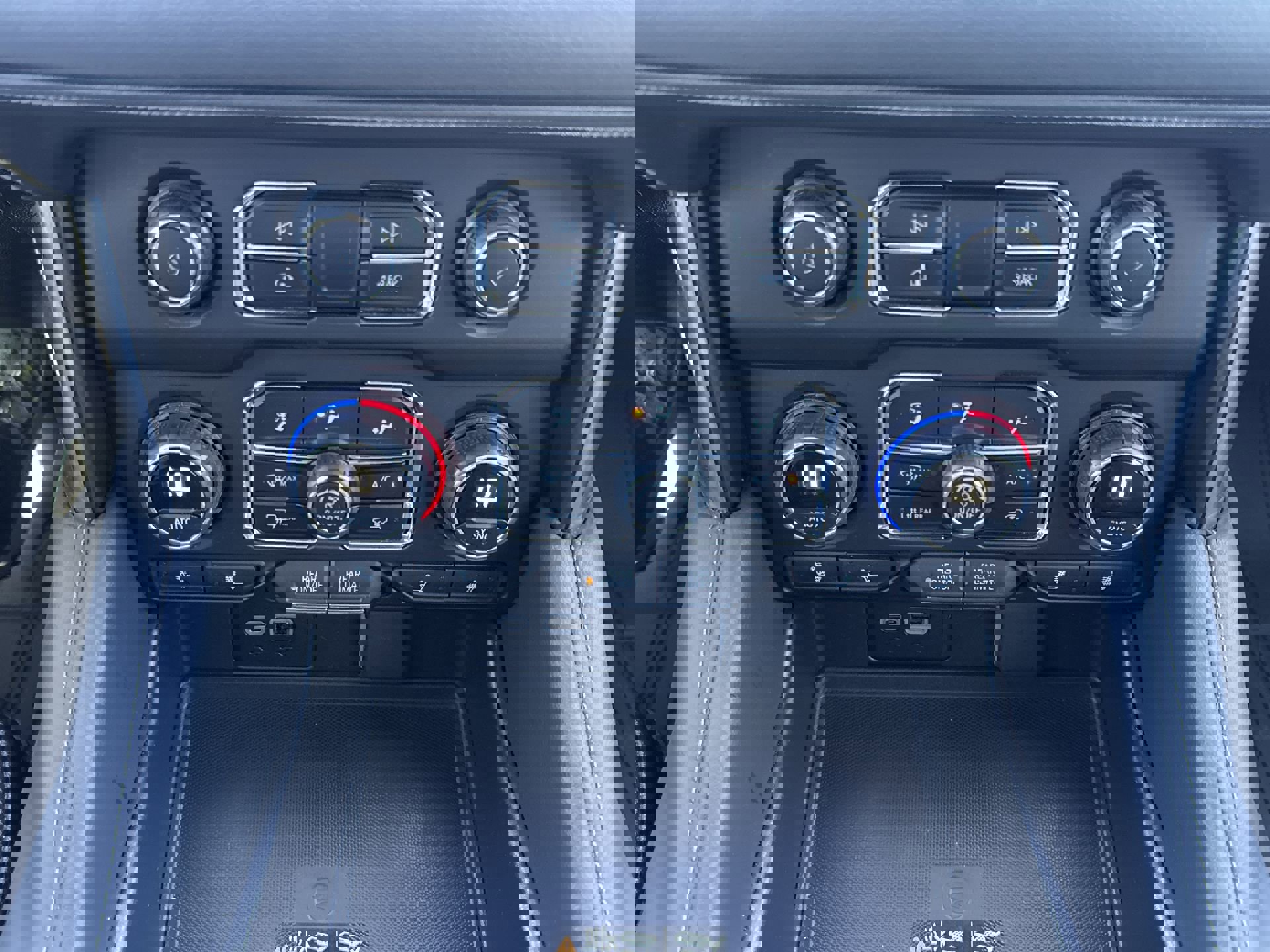 Certified 2024 Chevrolet Tahoe Z71 w/ Luxury Package image 19