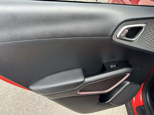 Used 2021 Kia Soul LX image 20