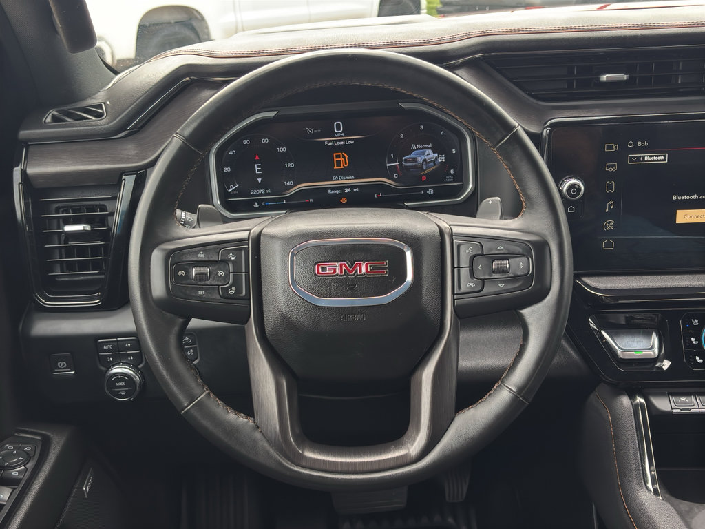 Used 2024 GMC Sierra 1500 AT4 w/ Technology Package AWD/4WD image 11