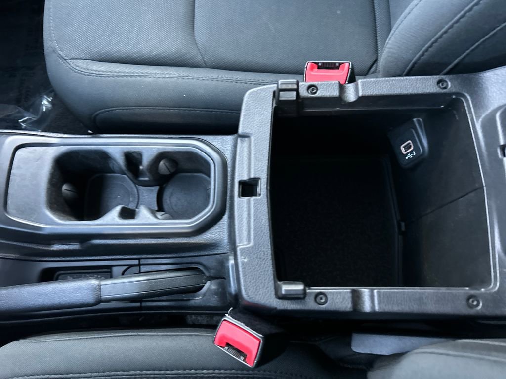 Used 2018 Jeep Wrangler Unlimited Sport image 23