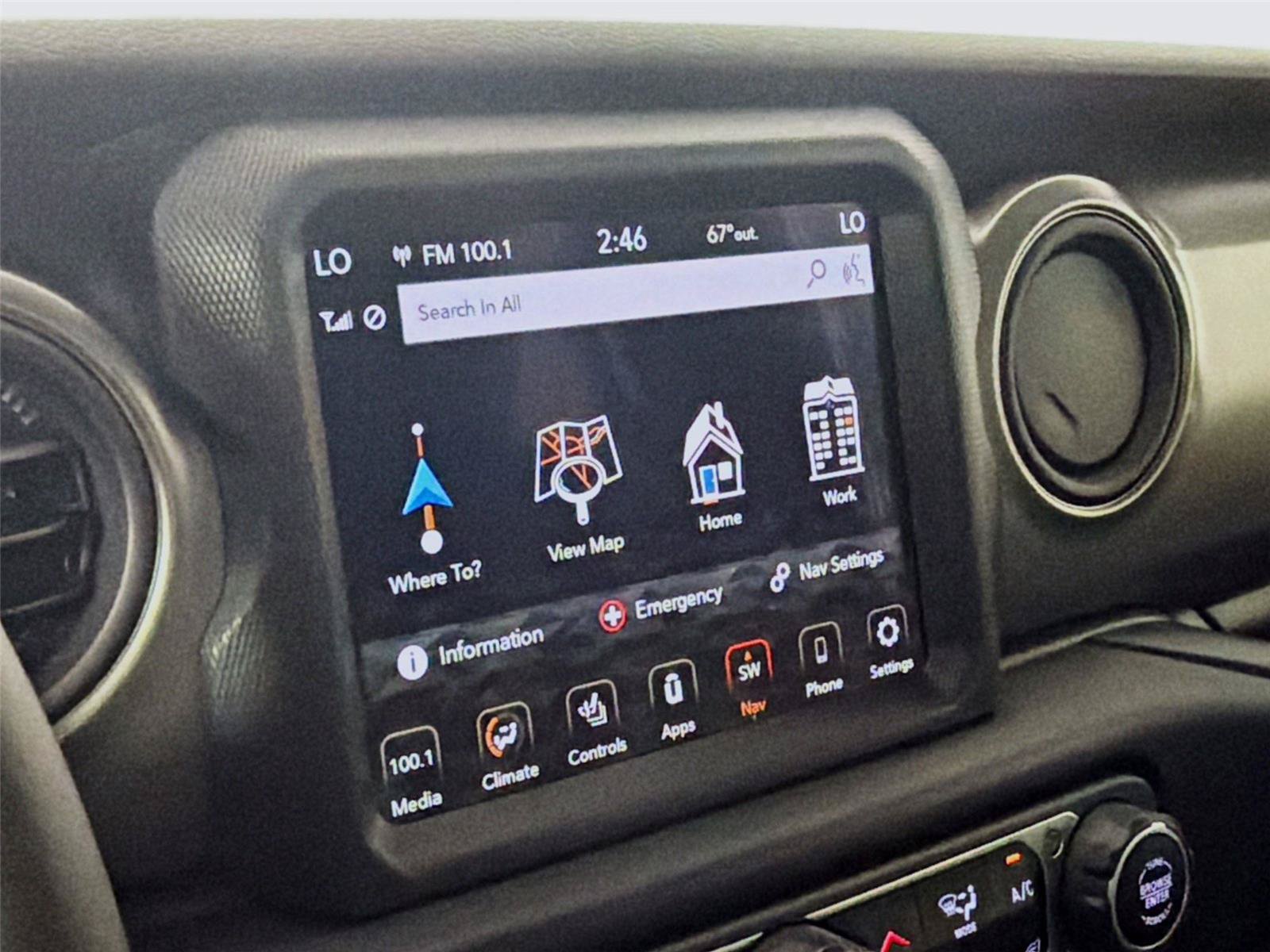Used 2023 Jeep Gladiator Sport AWD/4WD image 20