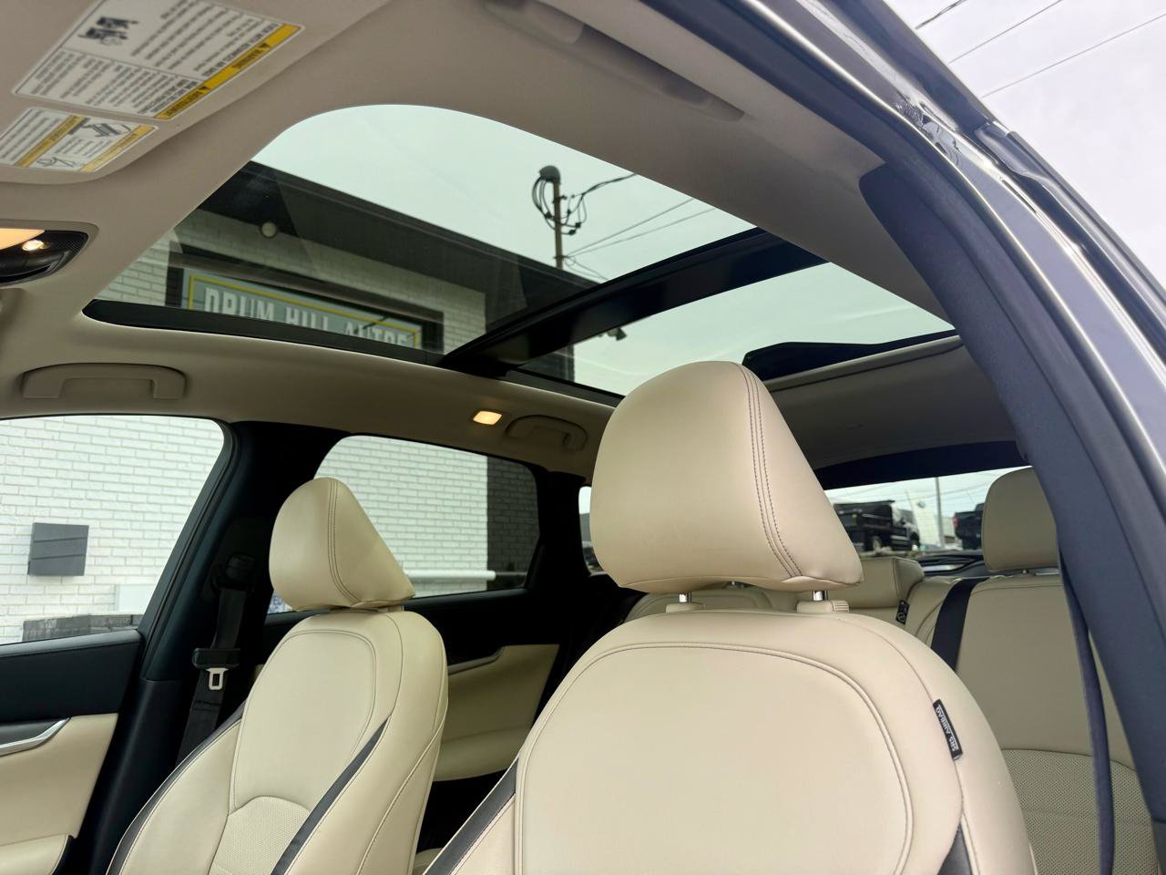 Used 2022 INFINITI QX50 Luxe w/ Cargo Package AWD/4WD image 18