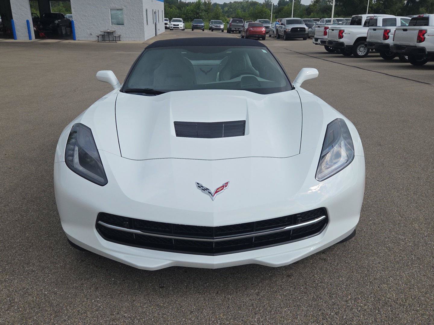 Used 2018 Chevrolet Corvette Stingray Convertible w/ 2LT Preferred Equipment Group RWD image 9
