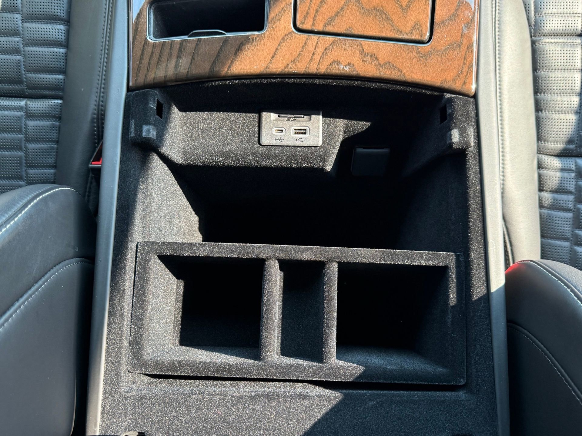 Used 2023 Cadillac Escalade Sport Platinum RWD image 43