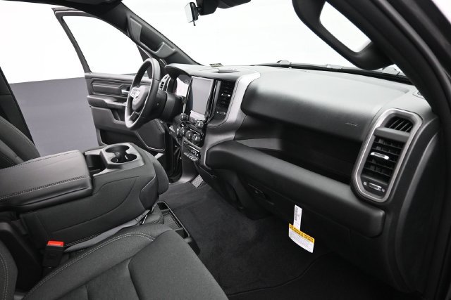 New 2027 RAM 1500 Express AWD/4WD image 30