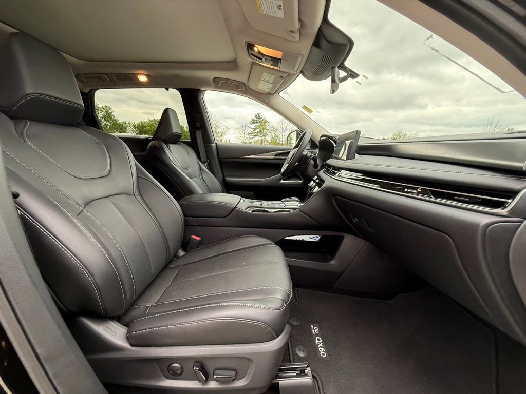 Used 2025 INFINITI QX60 Luxe image 33