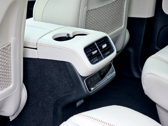 New 2027 Mercedes-Benz GLS 450 4MATIC image 30