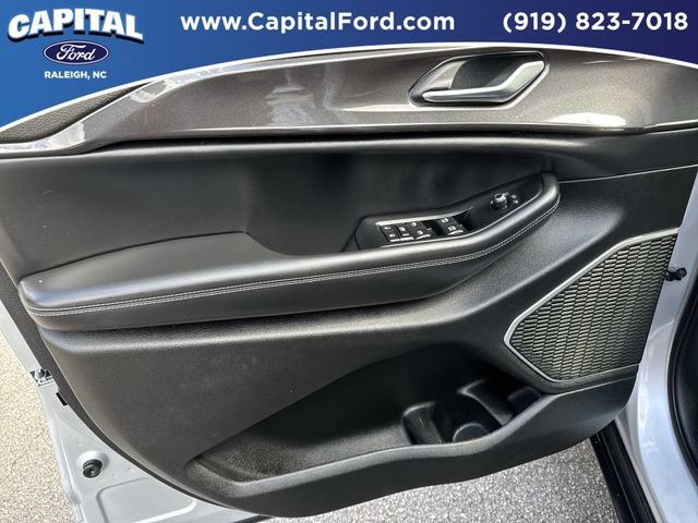 Used 2022 Jeep Grand Cherokee Altitude RWD image 20