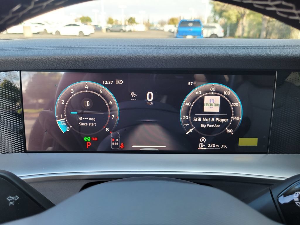 New 2026 Volkswagen Tiguan SE AWD/4WD image 24
