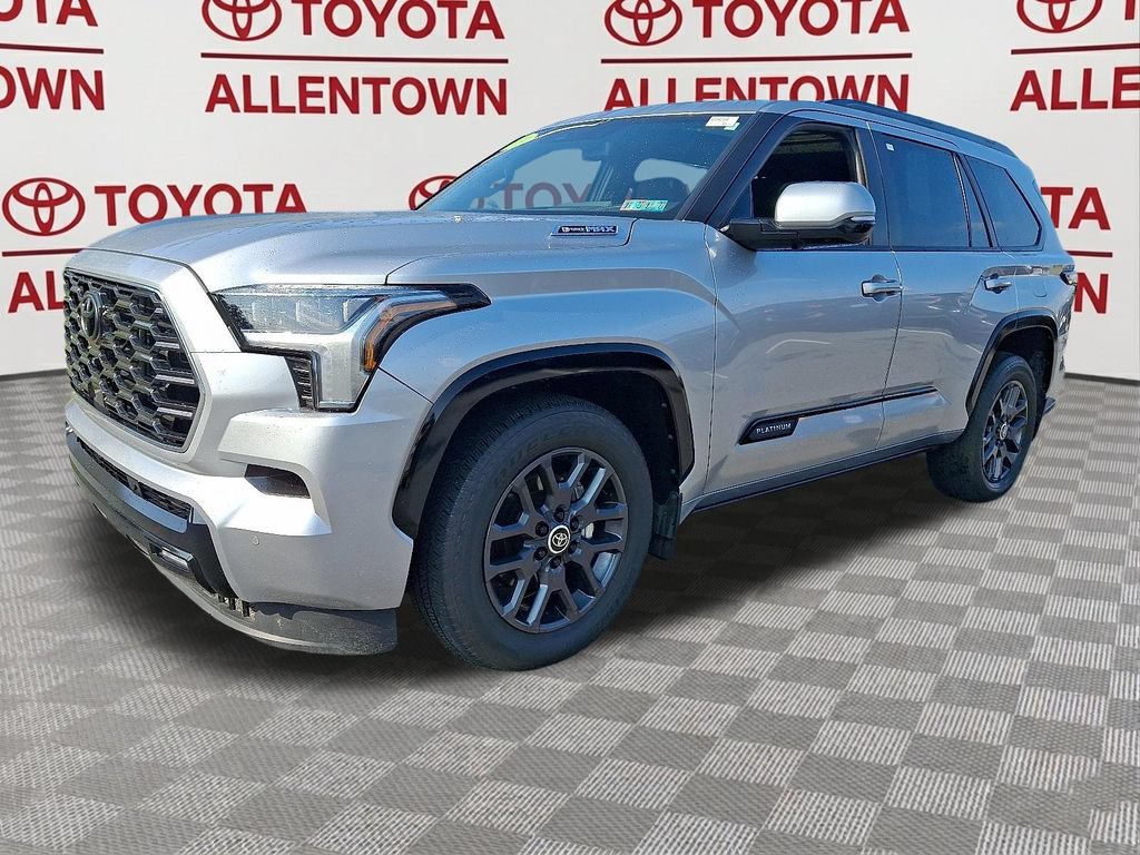 Used 2024 Toyota Sequoia Platinum AWD/4WD image 3