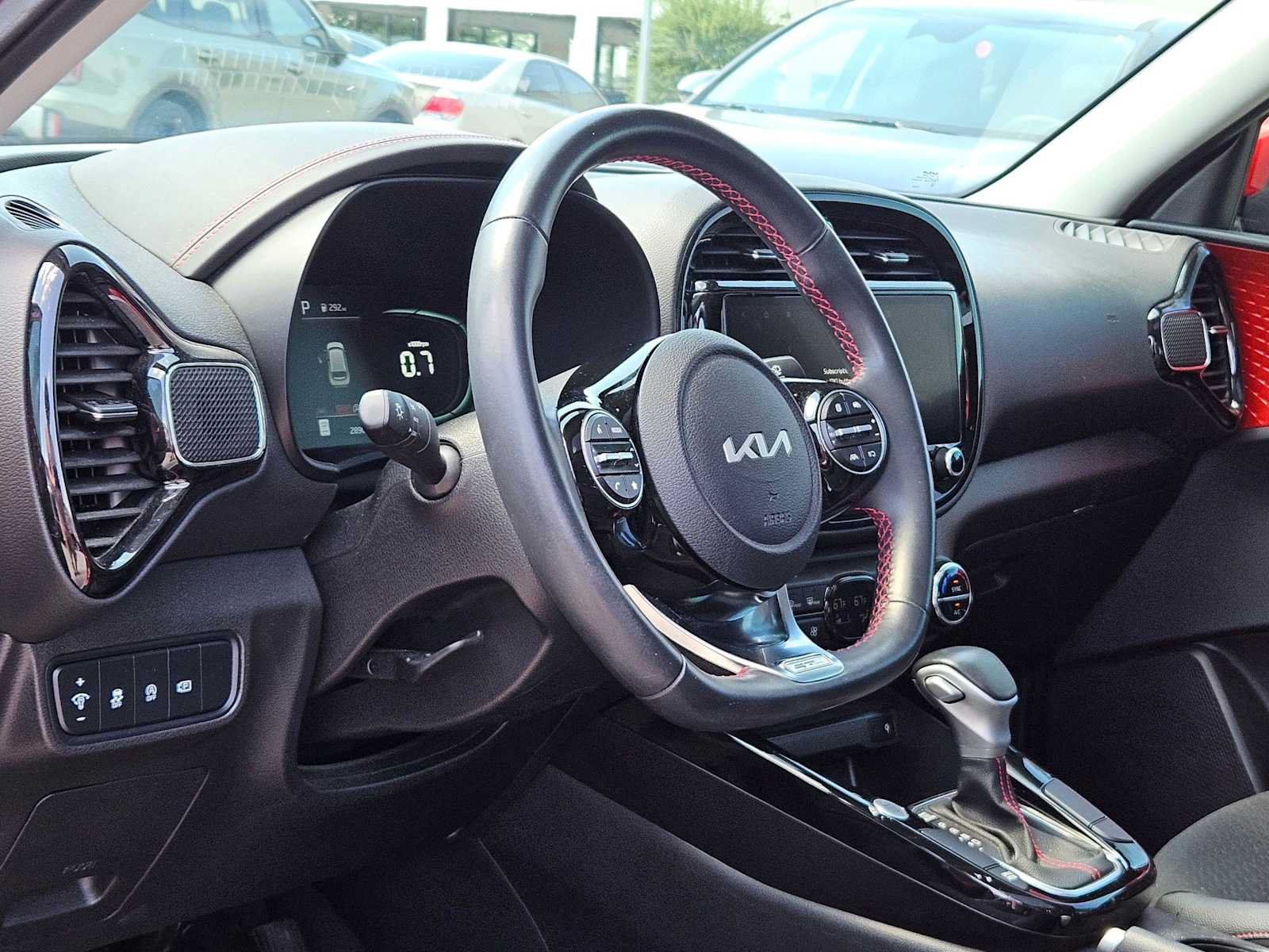 Certified 2023 Kia Soul GT-Line FWD image 2