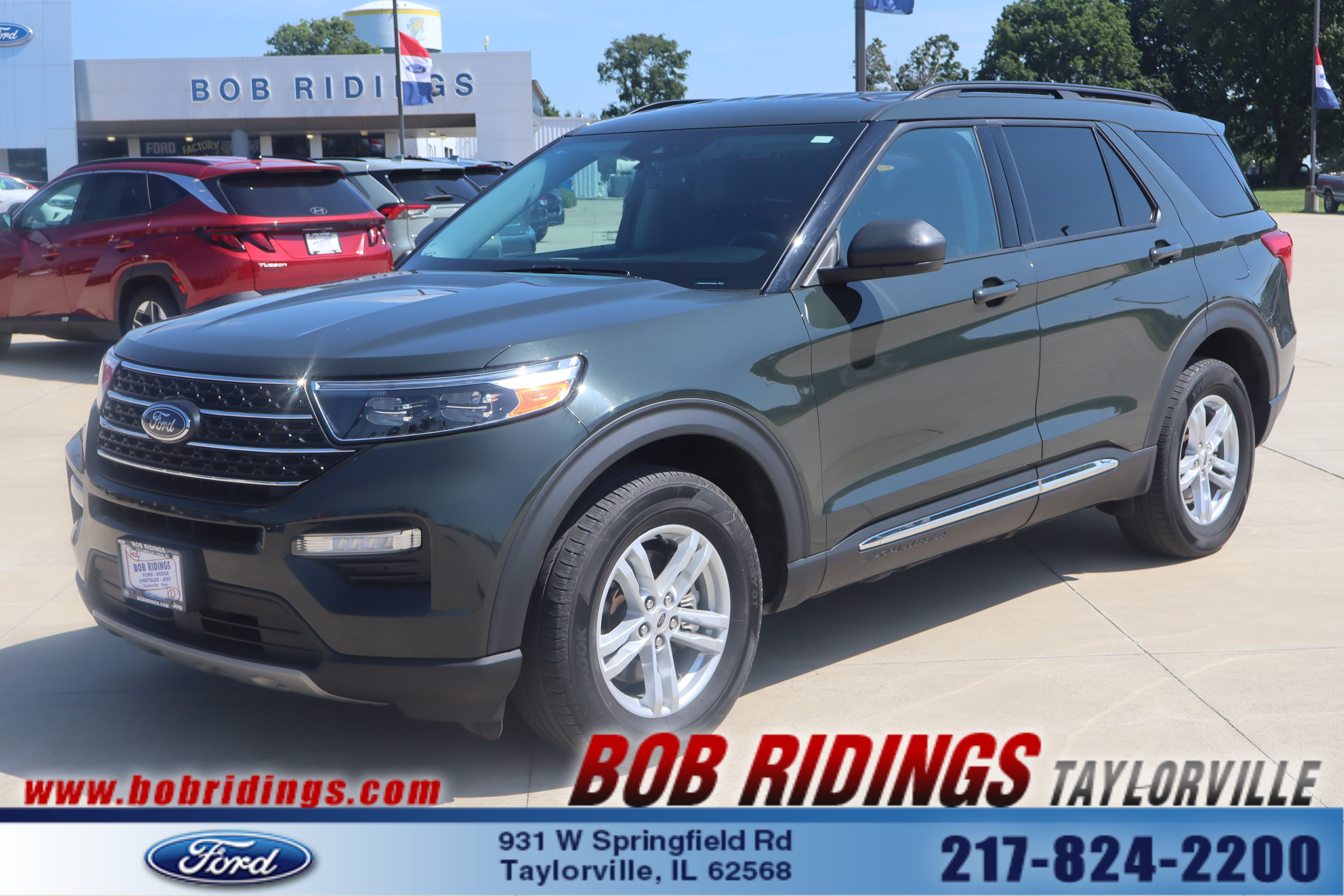 Used 2023 Ford Explorer XLT w/ Equipment Group 202A AWD/4WD image 1