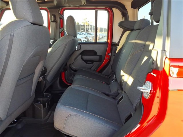 New 2025 Jeep Gladiator Sport image 8